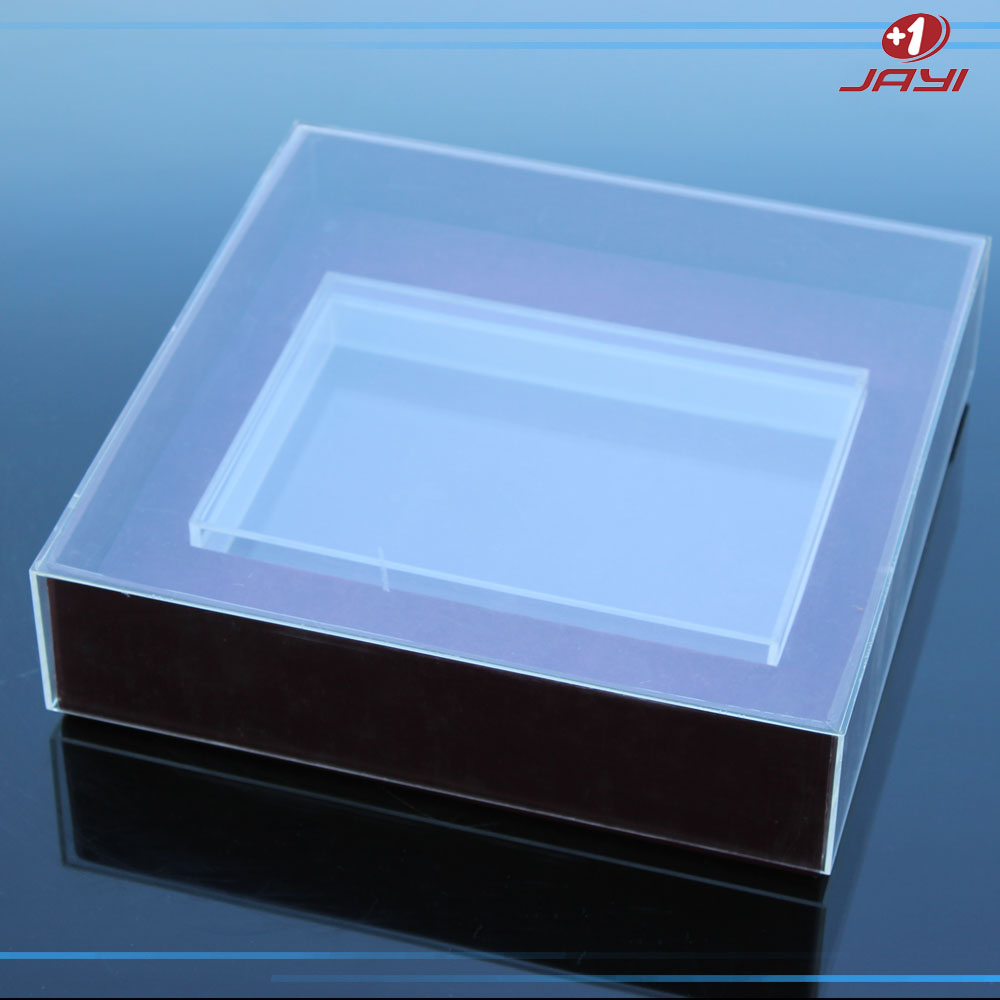 Transparent acrylic gift box
